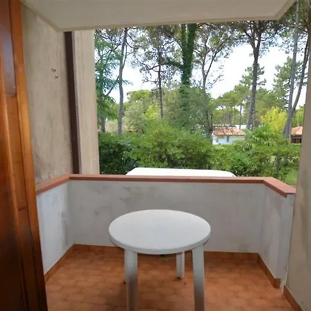 Comfort And Privacy With Fenced Garden In Lignano Riviera *