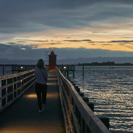 Comfort And Privacy With Fenced Garden In Lignano Riviera Villa *