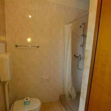 빌라 Comfort And Privacy With Fenced Garden In Lignano Riviera *