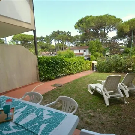 Comfort And Privacy With Fenced Garden In Lignano Riviera Villa Lignano Sabbiadoro