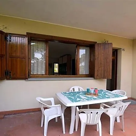 Comfort And Privacy With Fenced Garden In Lignano Riviera 빌라 리그나노 사비아도로