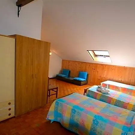 Comfort And Privacy With Fenced Garden In Lignano Riviera 리그나노 사비아도로